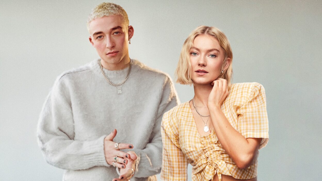 Maximillian og Astrid S genudgiver single i nordisk samarbejde