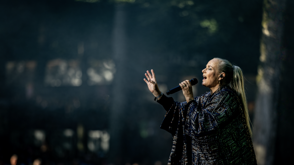 Oplev Søs Fenger live dette efterår